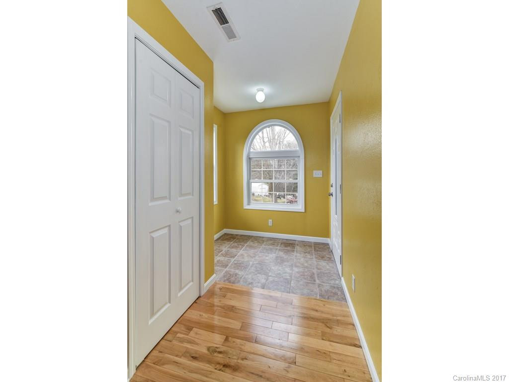 71 Rock Hill Road - Photo 4