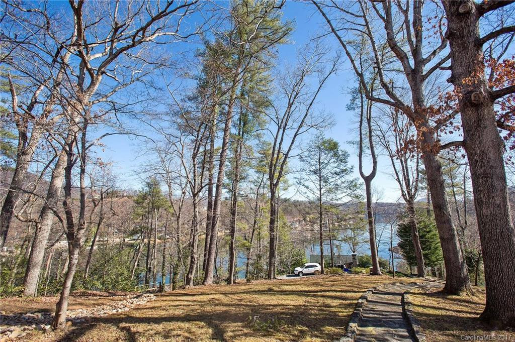 302 Lakeview Road - Photo 2