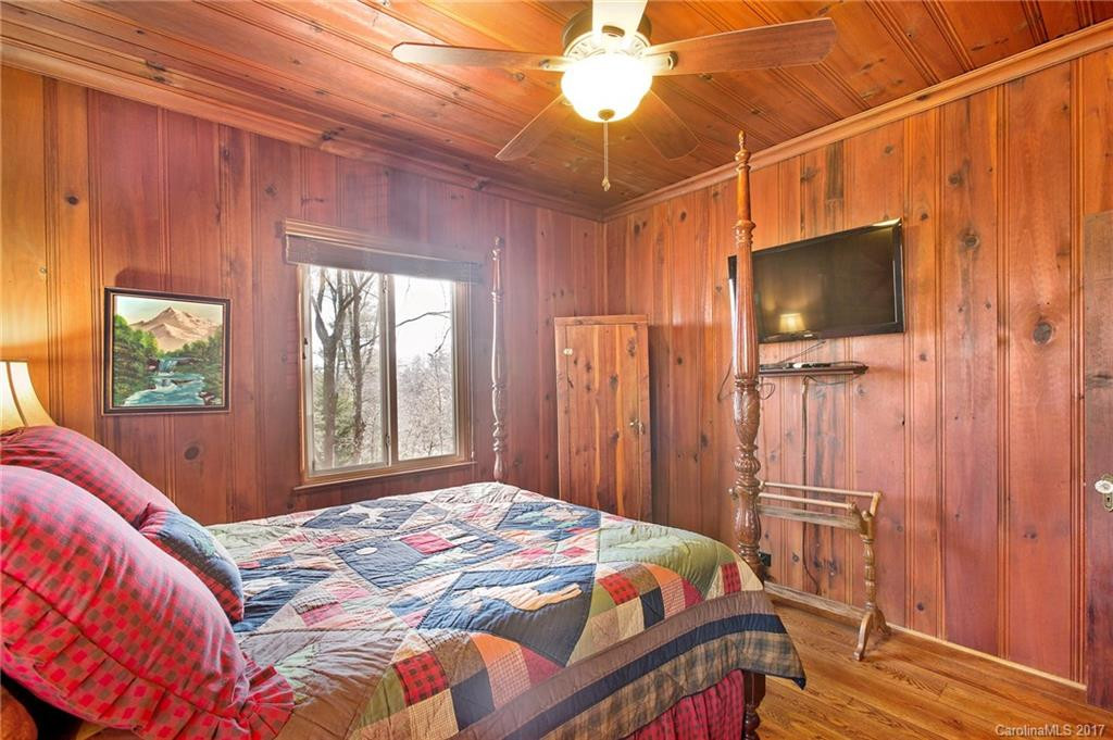 302 Lakeview Road - Photo 12