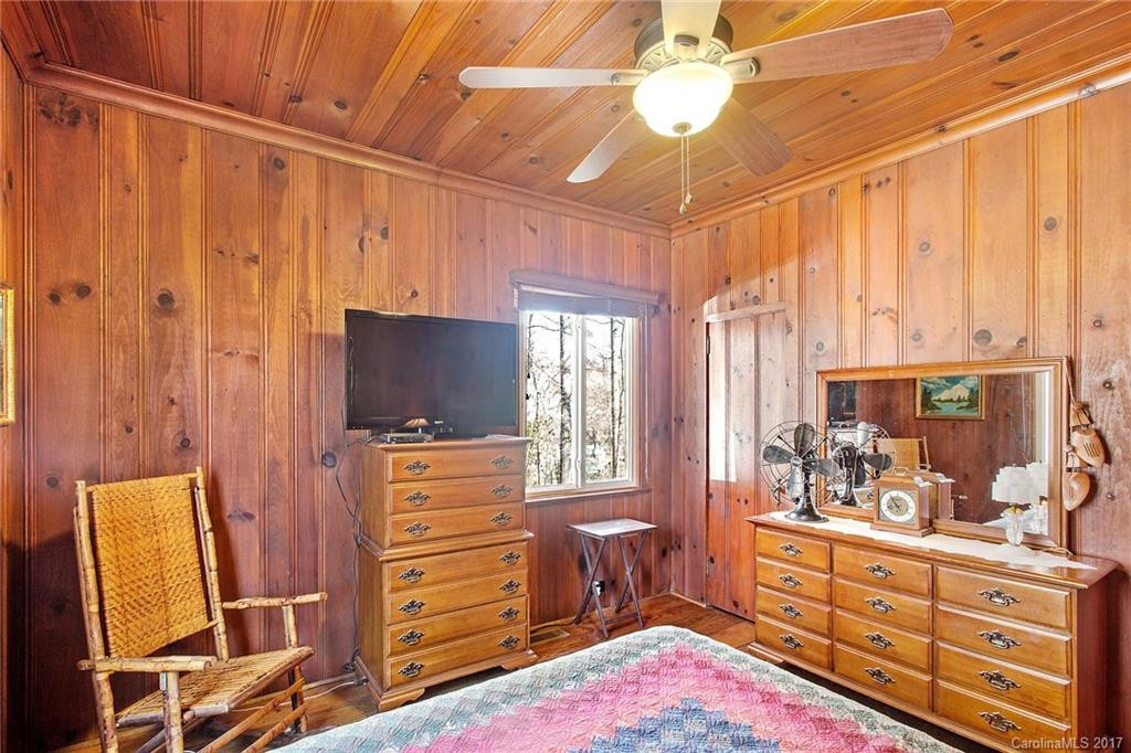 302 Lakeview Road - Photo 15