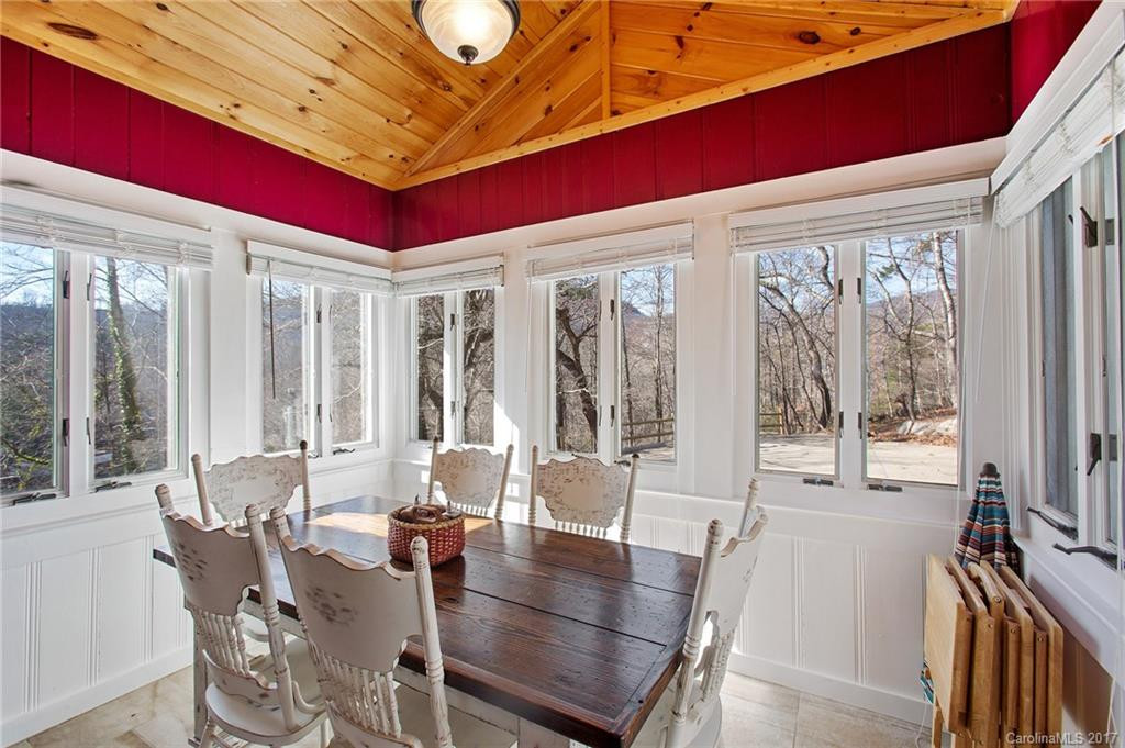 302 Lakeview Road - Photo 4
