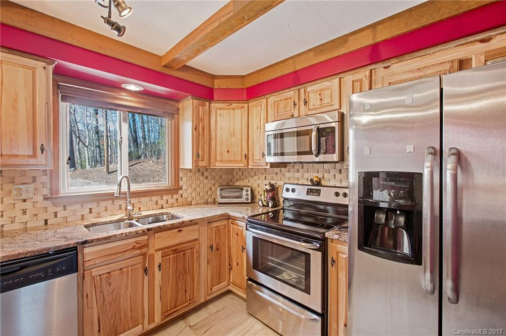 302 Lakeview Road - Photo 6
