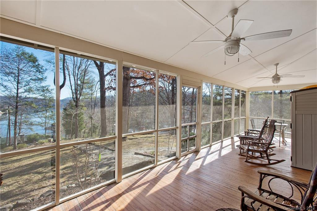 302 Lakeview Road - Photo 10