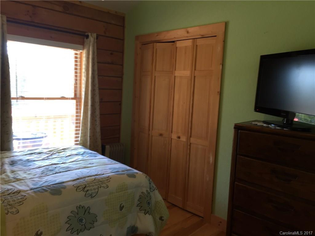 206 Hearthstone Drive - Photo 14