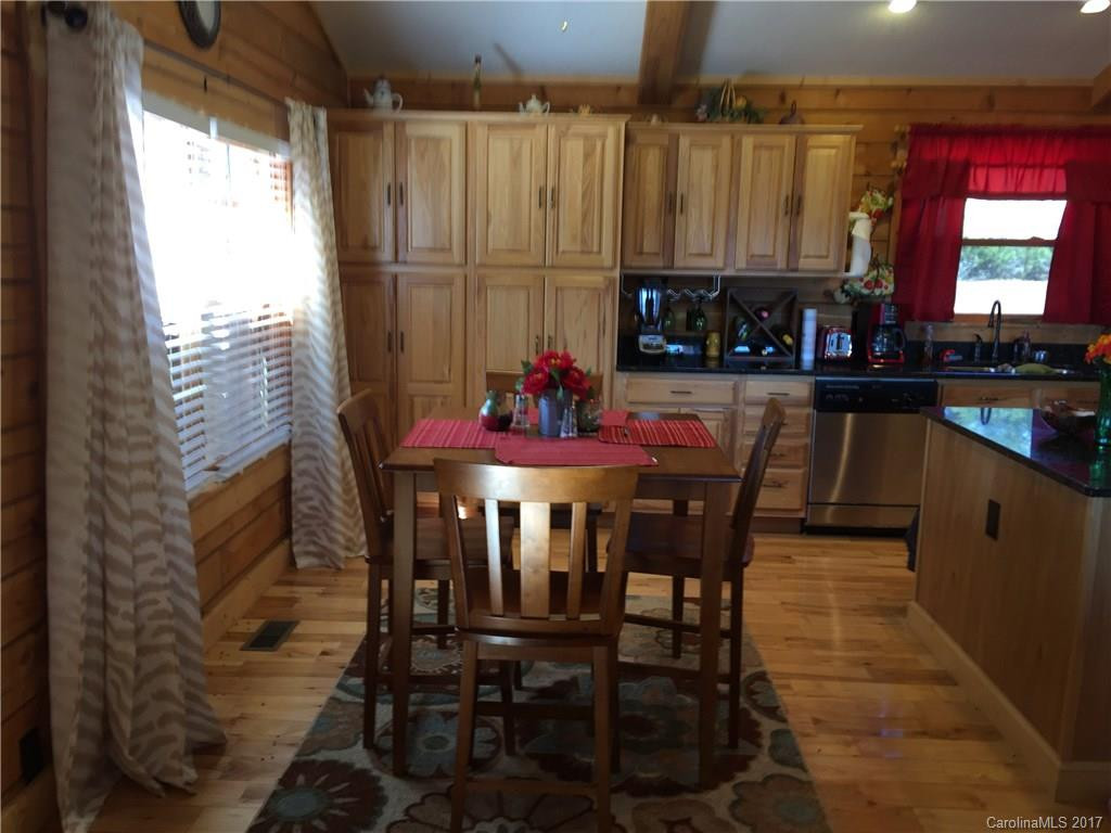 206 Hearthstone Drive - Photo 5