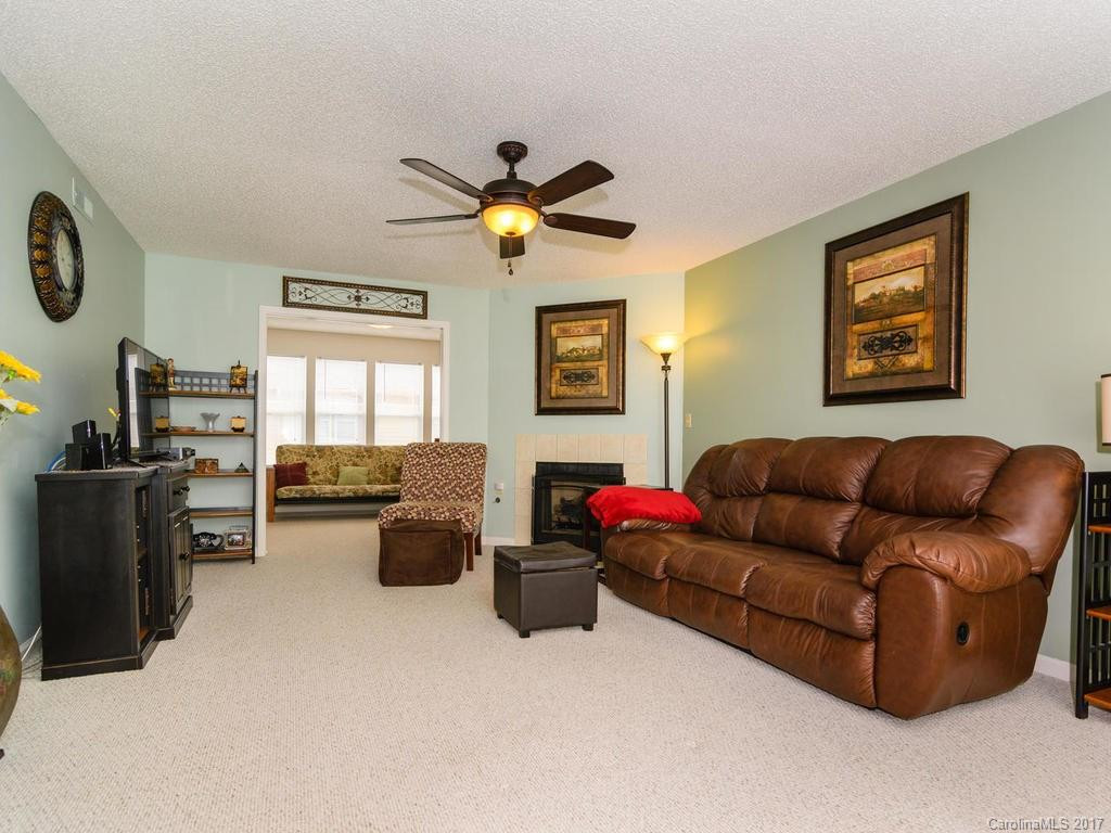 2403 Deermouse Way #Bldg 310 - Photo 5