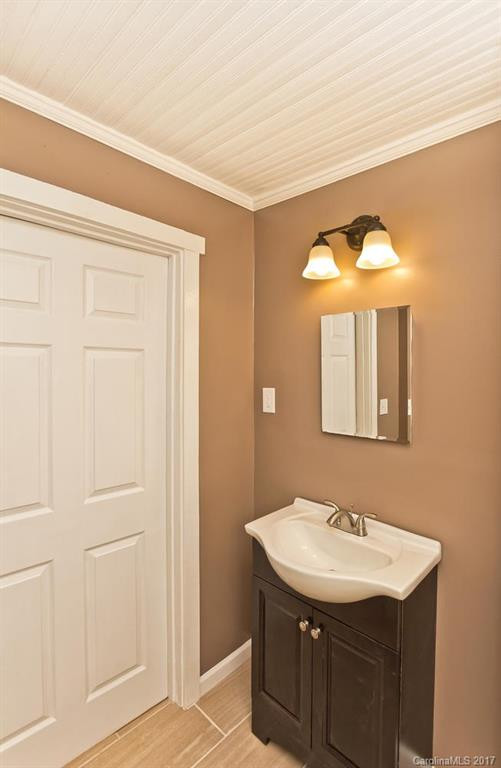 47 Saw Branch Road - Photo 8