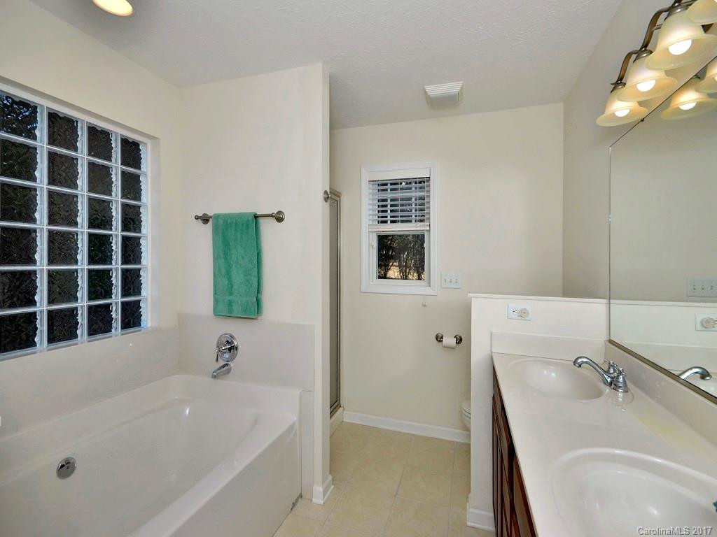 41 Sunview Circle #15 - Photo 13