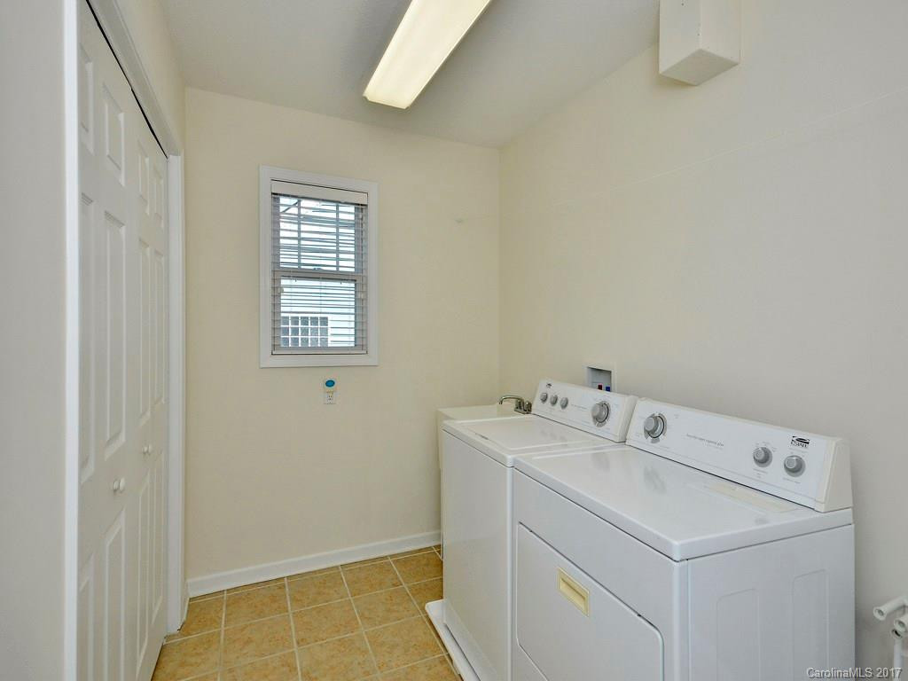 41 Sunview Circle #15 - Photo 10