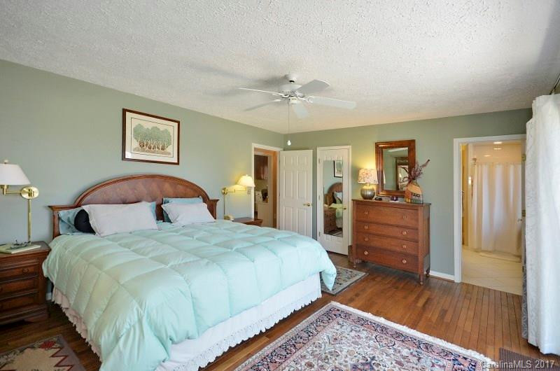 1300 Mountain Meadow Drive - Photo 15