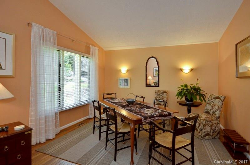 1300 Mountain Meadow Drive - Photo 5