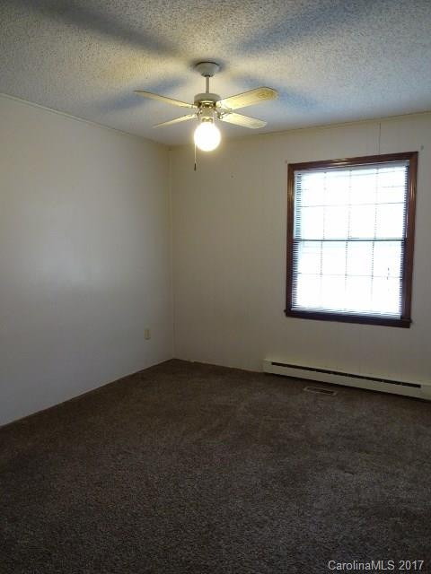 110 Robin Street - Photo 8