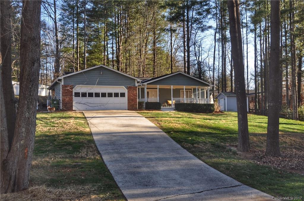 8 Jeffrey Lane - Photo 2