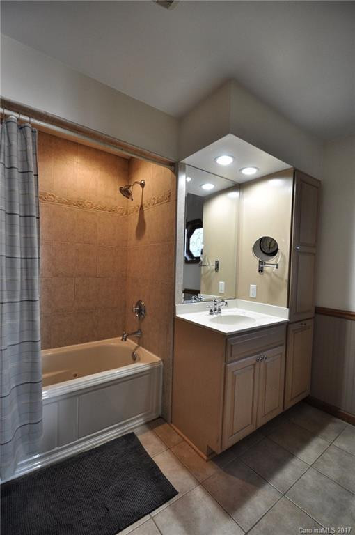 8 Jeffrey Lane - Photo 11
