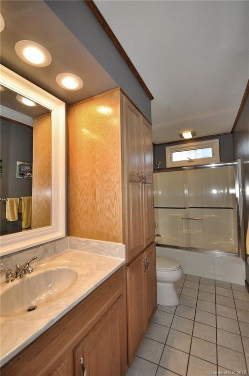 8 Jeffrey Lane - Photo 13