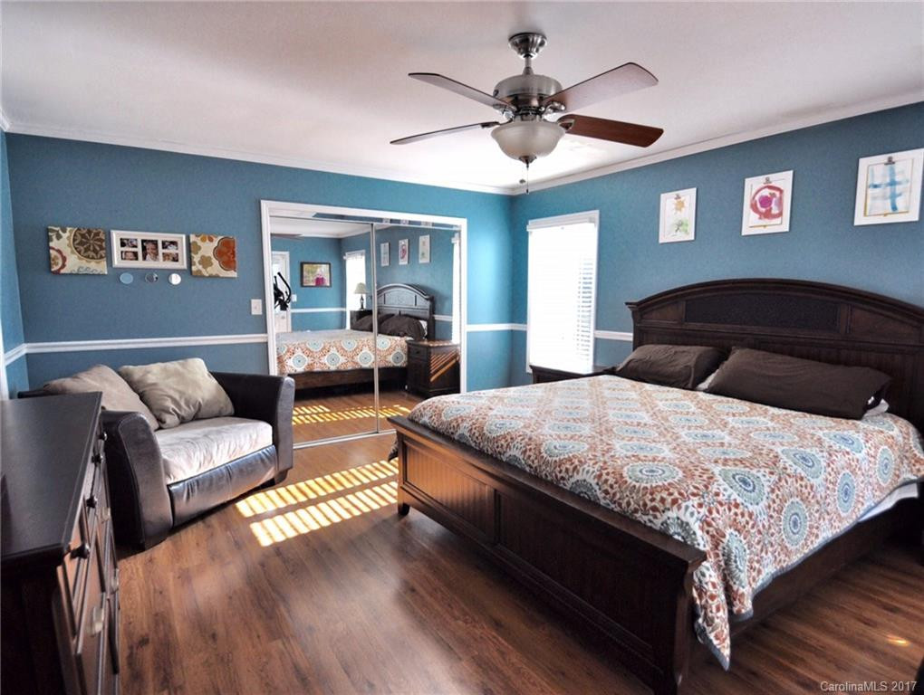 8 Jeffrey Lane - Photo 10