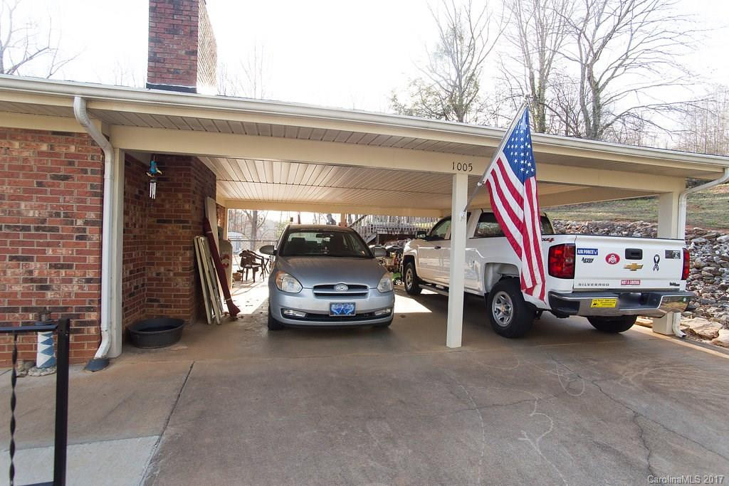 1005 Veterans Drive - Photo 22