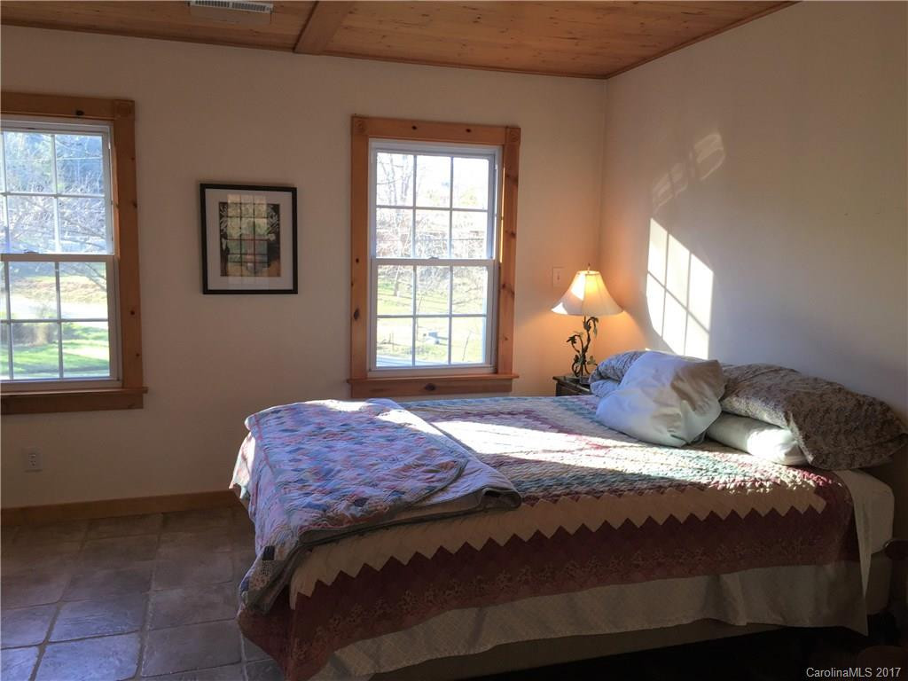 137 Gosnell Road - Photo 7