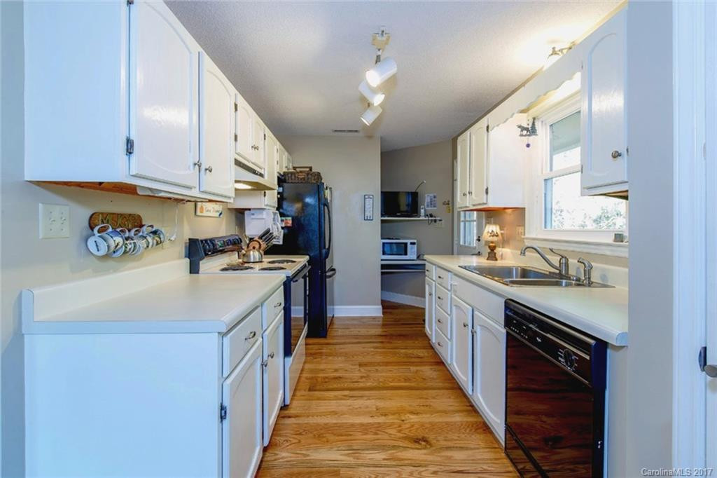 224 Echota Lane - Photo 8