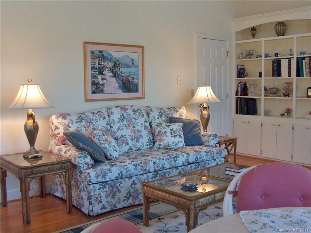 48 Falling Spring Road - Photo 17