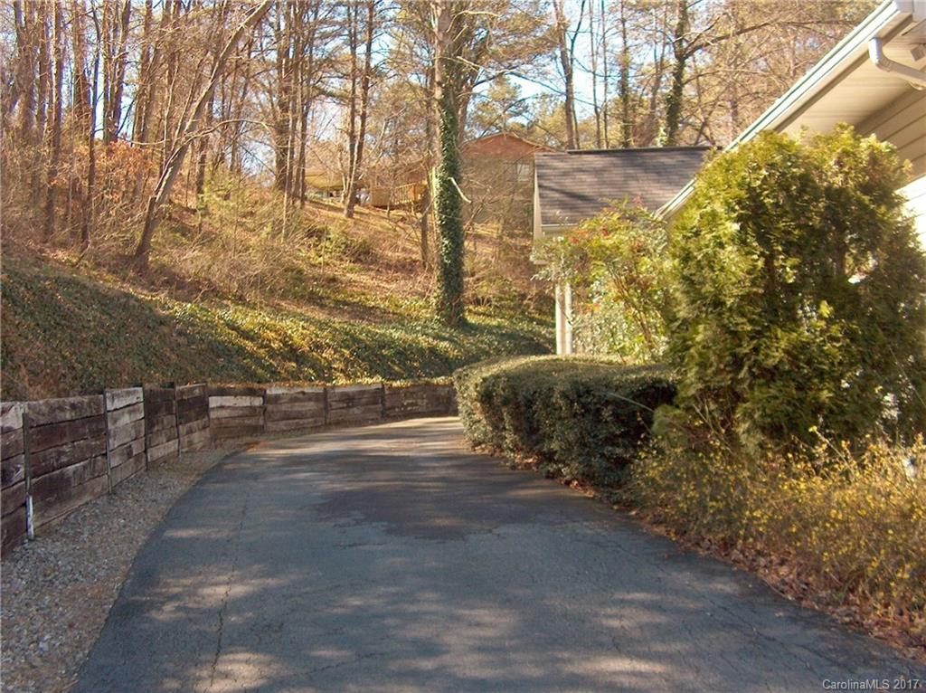 48 Falling Spring Road - Photo 4