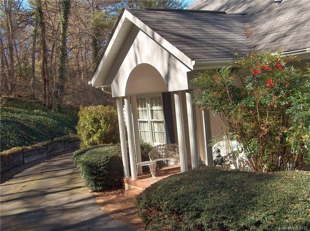 48 Falling Spring Road - Photo 6