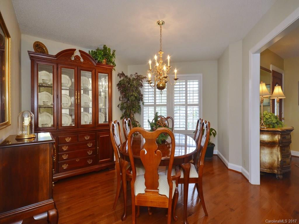 11 Hampton Lane #all 25,part 26 - Photo 17