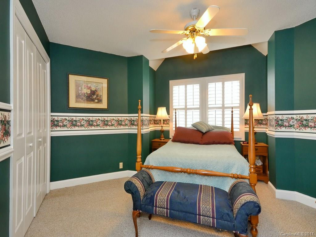 11 Hampton Lane #all 25,part 26 - Photo 22