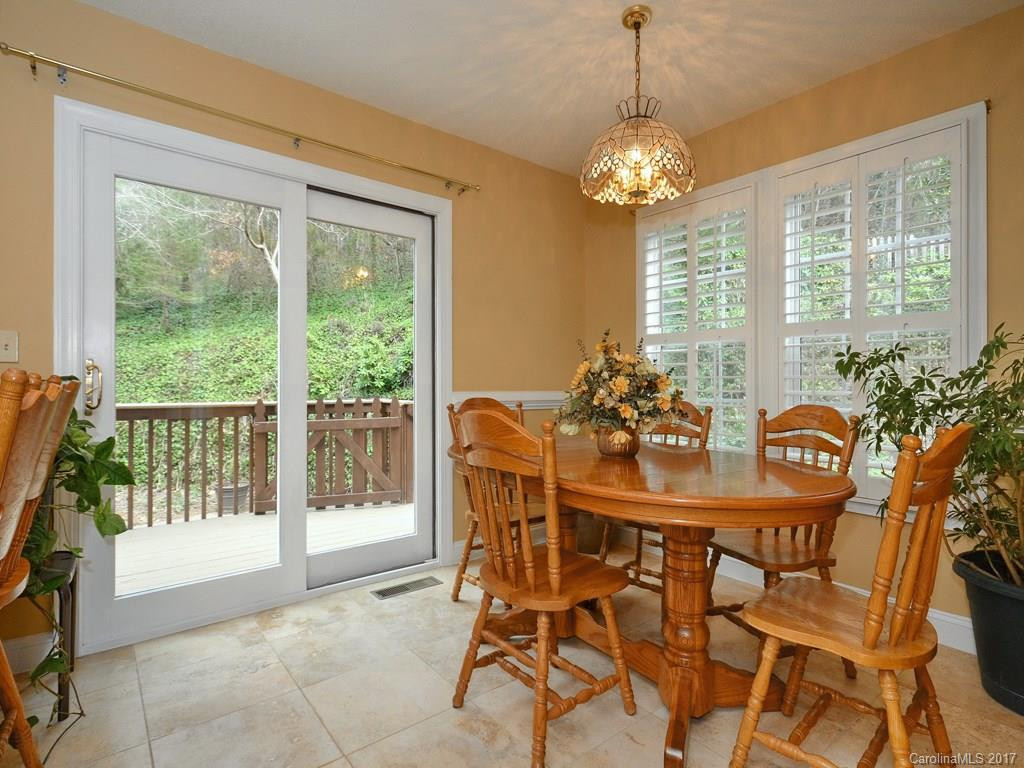 11 Hampton Lane #all 25,part 26 - Photo 7