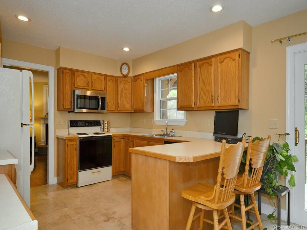 11 Hampton Lane #all 25,part 26 - Photo 9