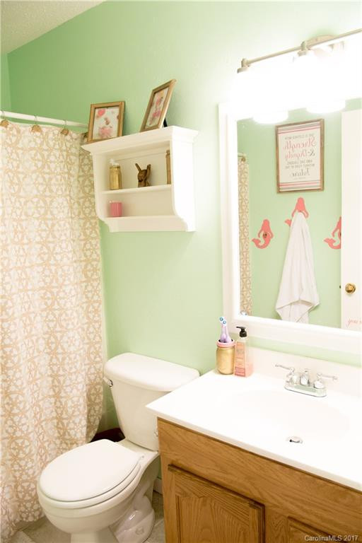 122 Scarlet Drive - Photo 11