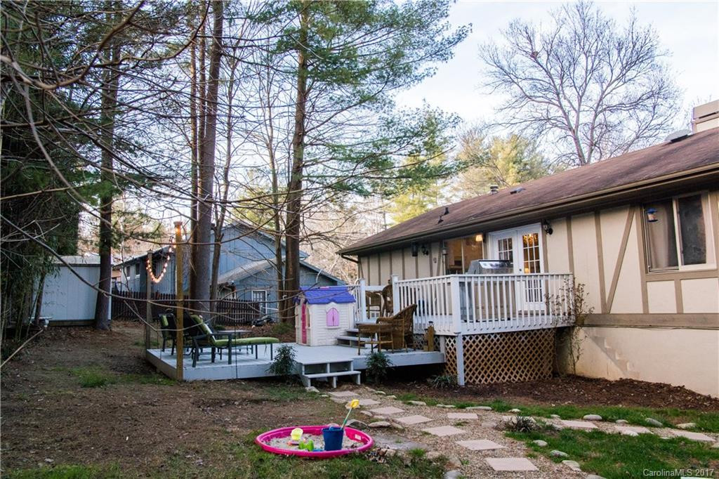 122 Scarlet Drive - Photo 19