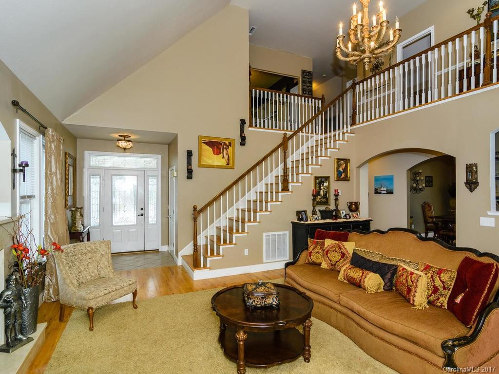423 Kingfisher Lane #28 - Photo 4