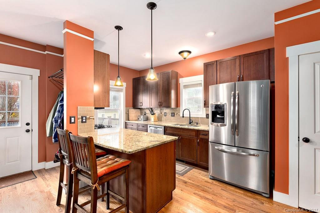151 Estelle Park Drive - Photo 3