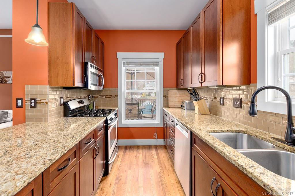 151 Estelle Park Drive - Photo 4