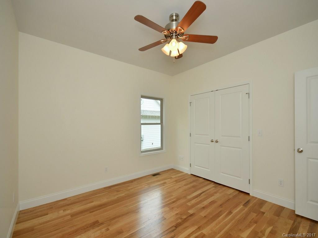 4 Linn Garden Lane - Photo 8