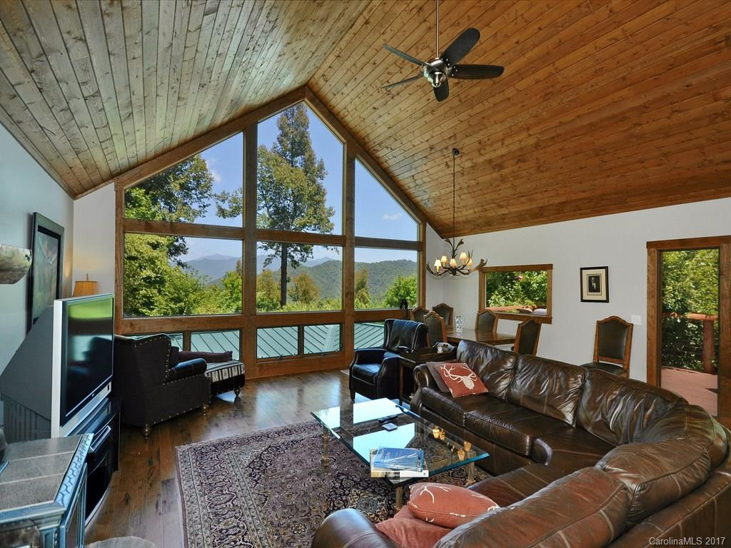 18 Hummingbird Hill - Photo 3