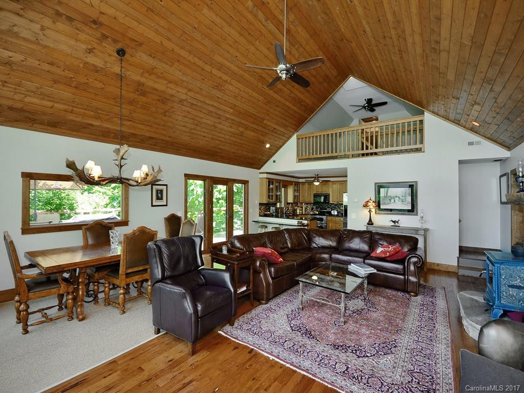 18 Hummingbird Hill - Photo 4