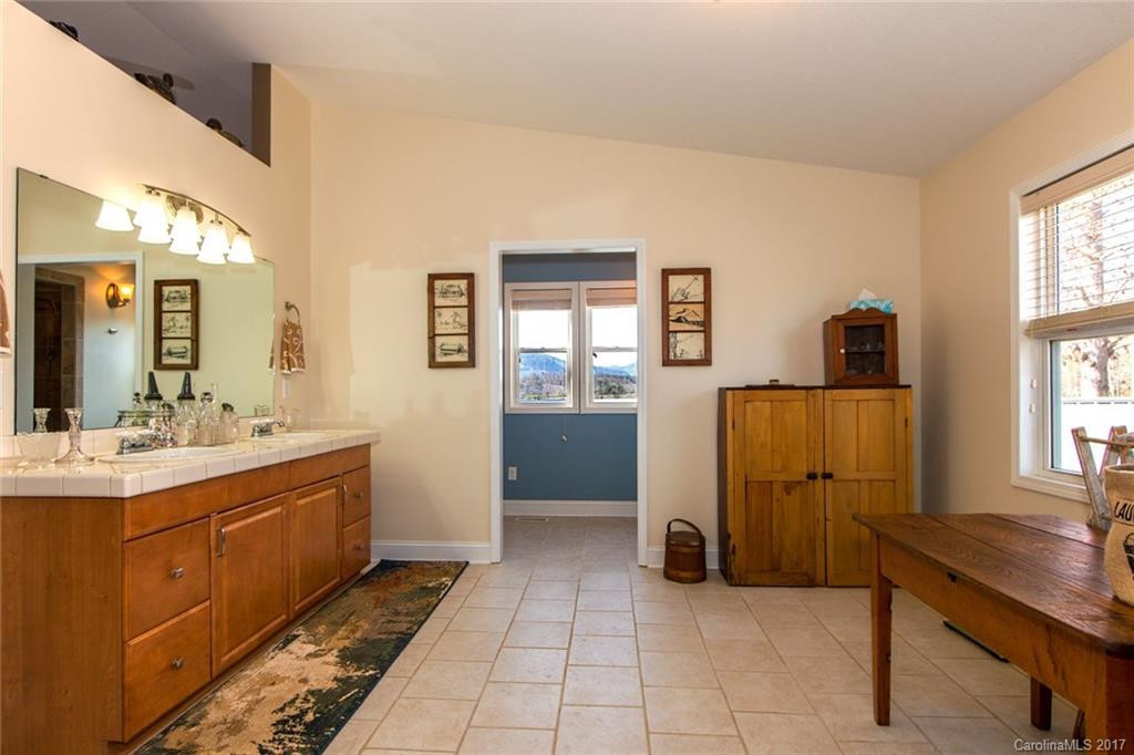 241 Rabbits Place - Photo 16