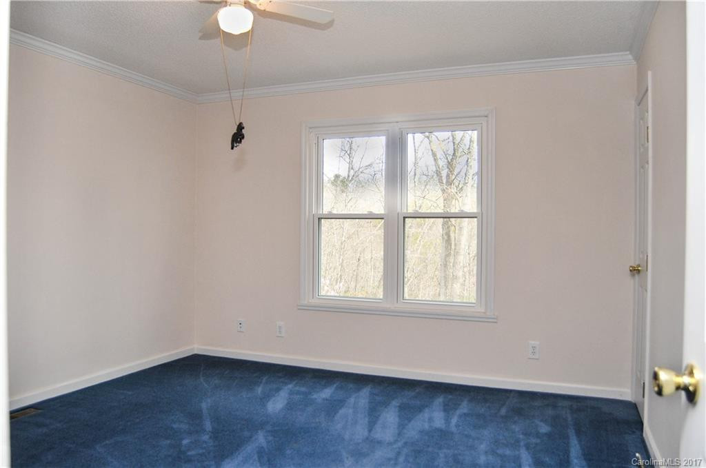408 Betty's Lane - Photo 16