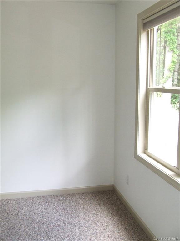 230 Leisure Lane - Photo 15