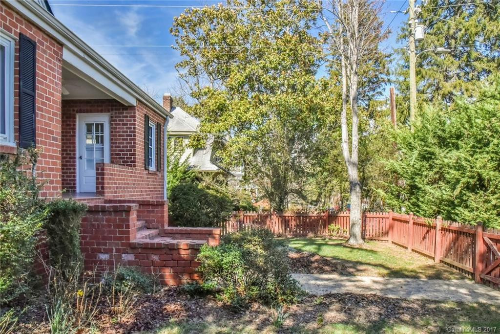 8 Mount Vernon Circle - Photo 3
