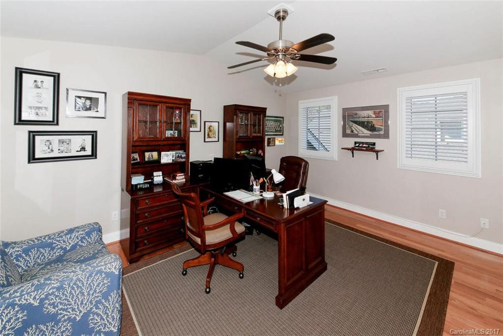 61 Blythe Commons Court #19 - Photo 8