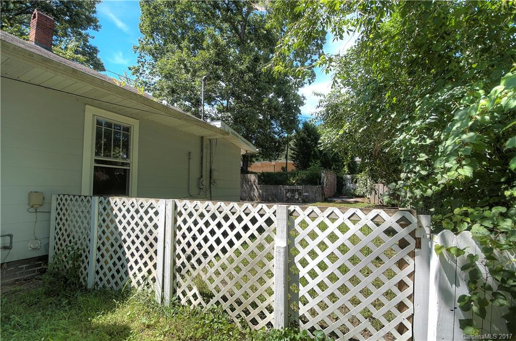 65 Hazel Avenue - Photo 3