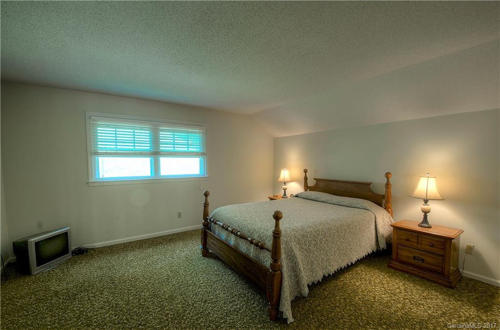 1198 Apple Lane - Photo 20