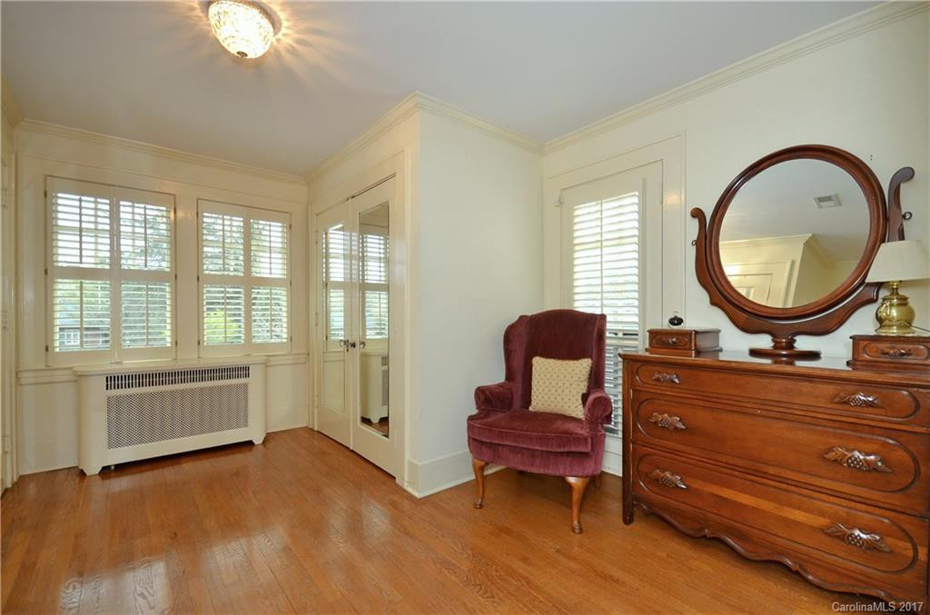 325 Midland Drive - Photo 18