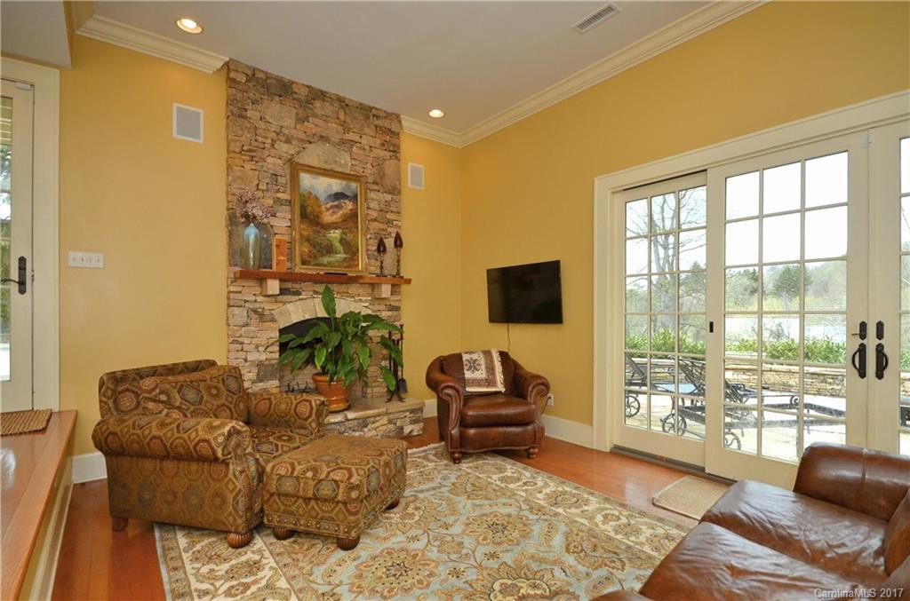 325 Midland Drive - Photo 20