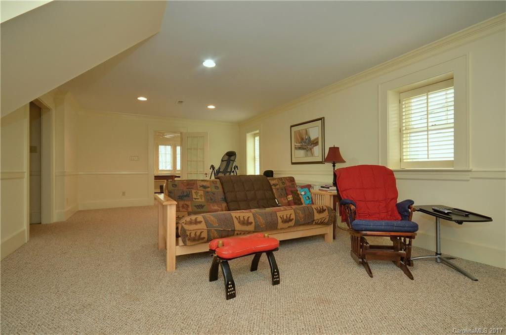 325 Midland Drive - Photo 22