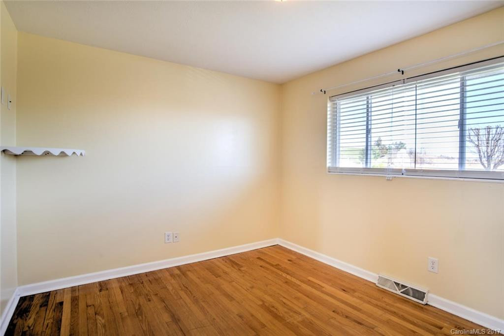 38 Gilbert Road - Photo 18