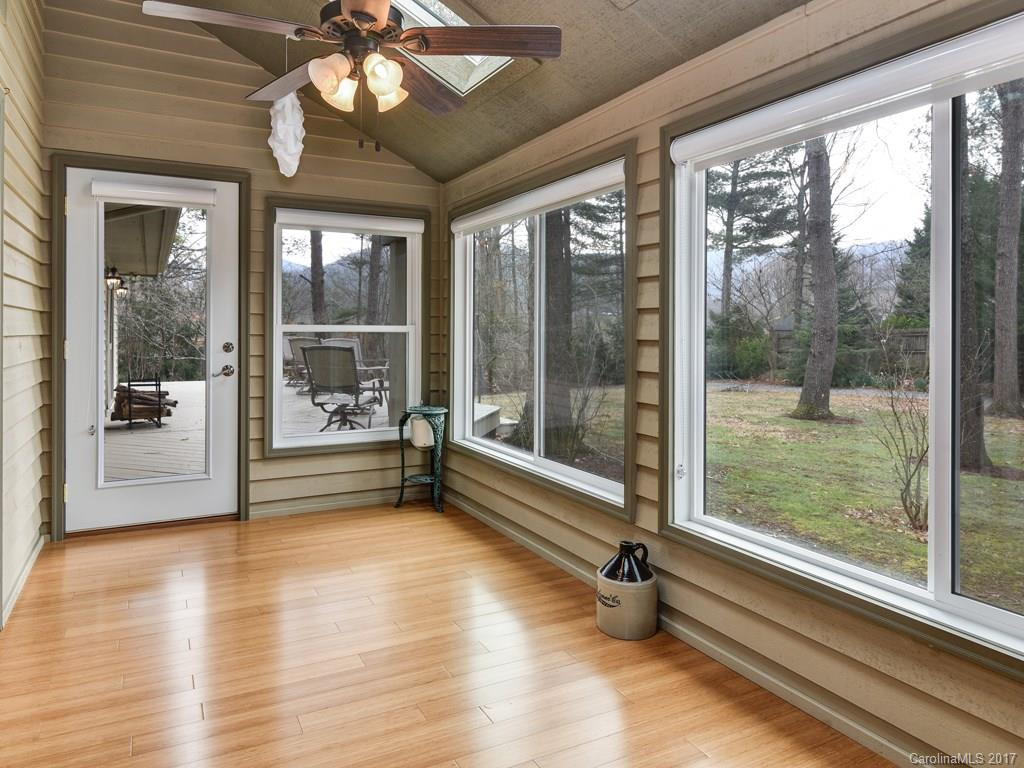 30 Cornelia Lane - Photo 19